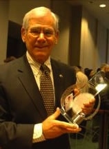 Rod Diridon receives lifetime achievement award.
